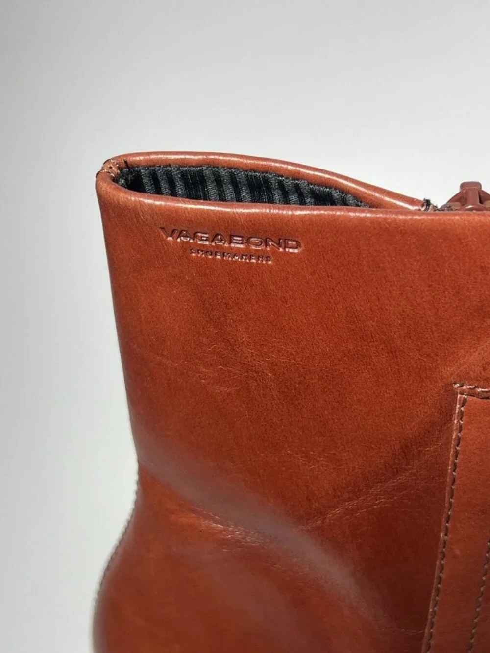Vagabond Cinnamon Leather Ankle Boots Women’s US 7.5 EU 38 Block Heel